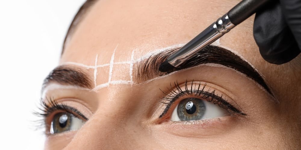 Antakių dažymo ir formavimo kursai online